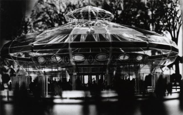 Charles Eames carousel pavilion model, Smithsonian Institution Archives, neg. no. 2002-2214.