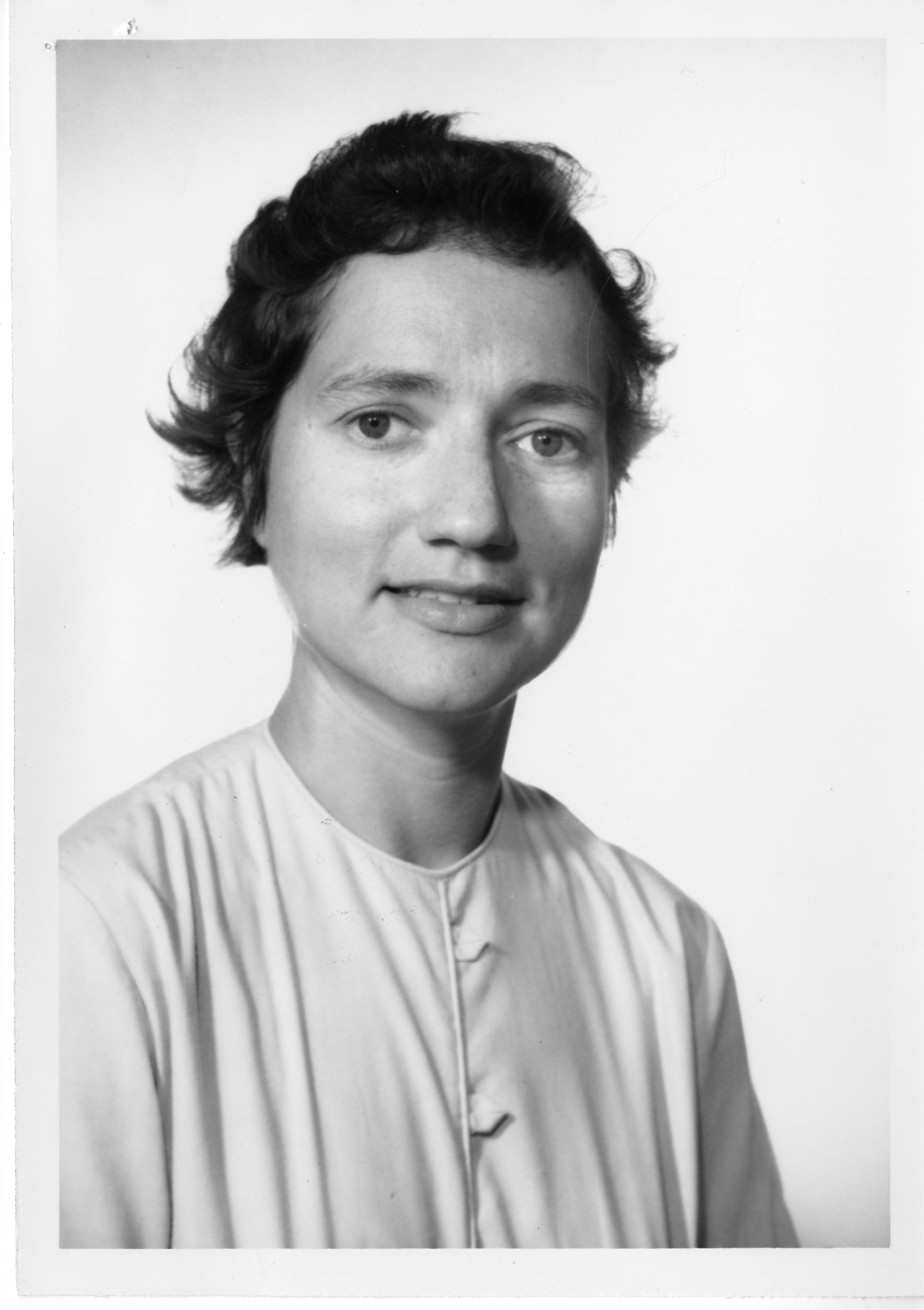 Black and white portrait of Selma Hayman.