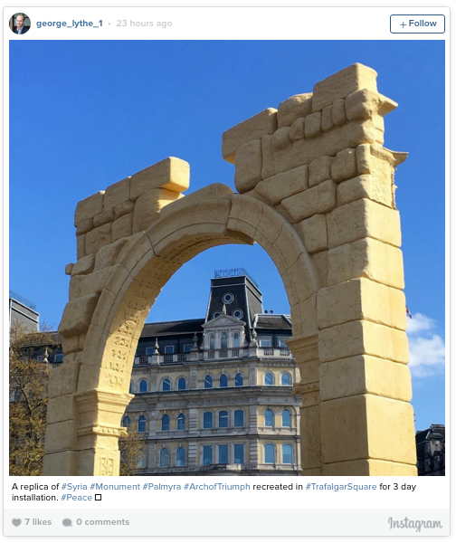 The reconstructed Arch of Palmyra in Trafalgar Square (photo via @george_lythe_1/Instagram)