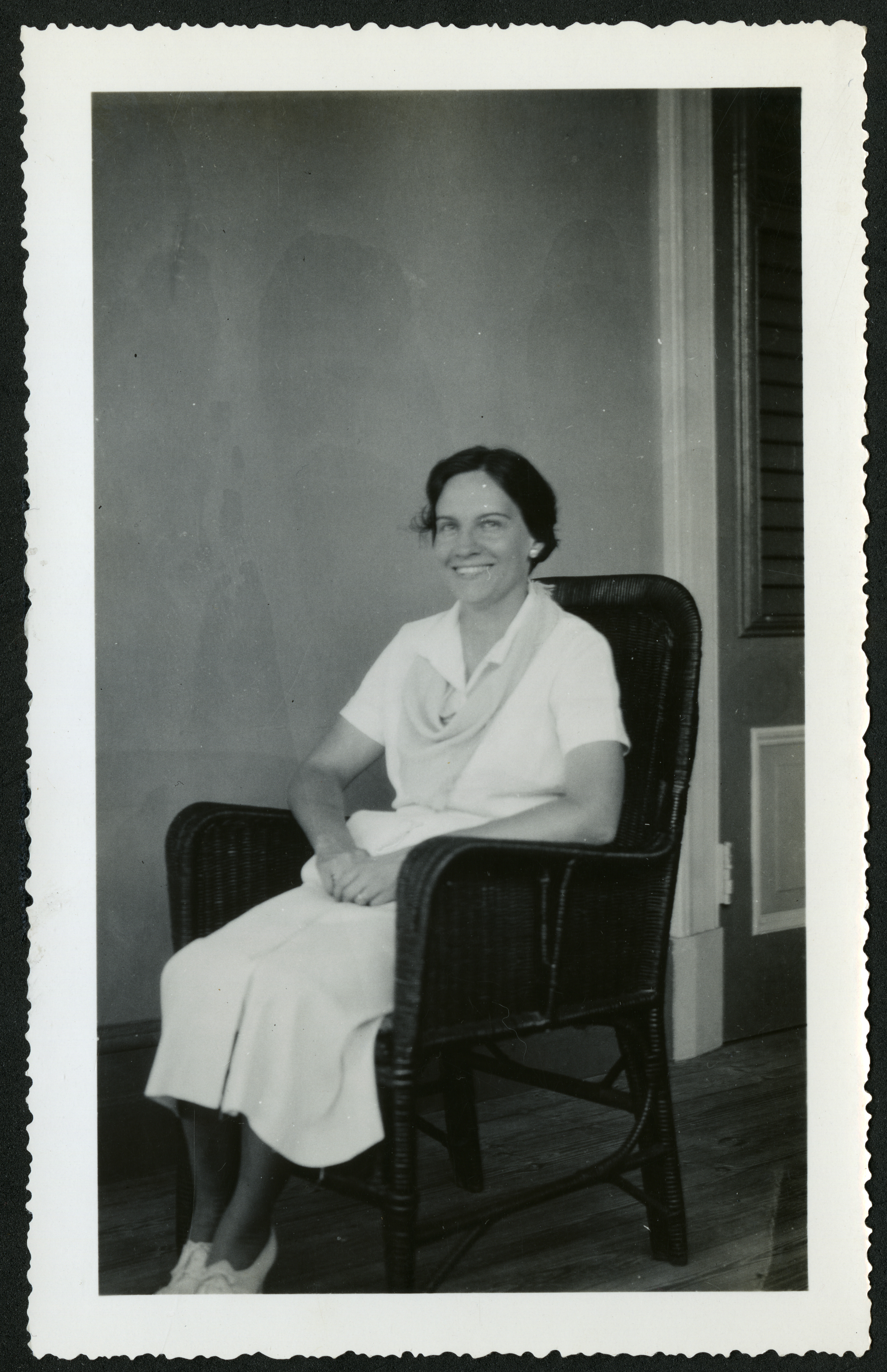 Ruth M. Blackwelder sitting in a chair, taken by Richard E. Blackwelder. Accession 96-099: Richard E. Blackwelder Papers, 1926-1964, Smithsonian Institution Archives, neg. no. SIA2015-002961.