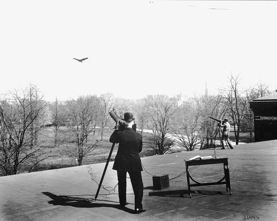 Samuel P. Langley studying flight of birds, 1901, Record Unit 95: Photograph Collection, 1850s- , Smithsonian Institution Archives, neg. no. MAH-21444.