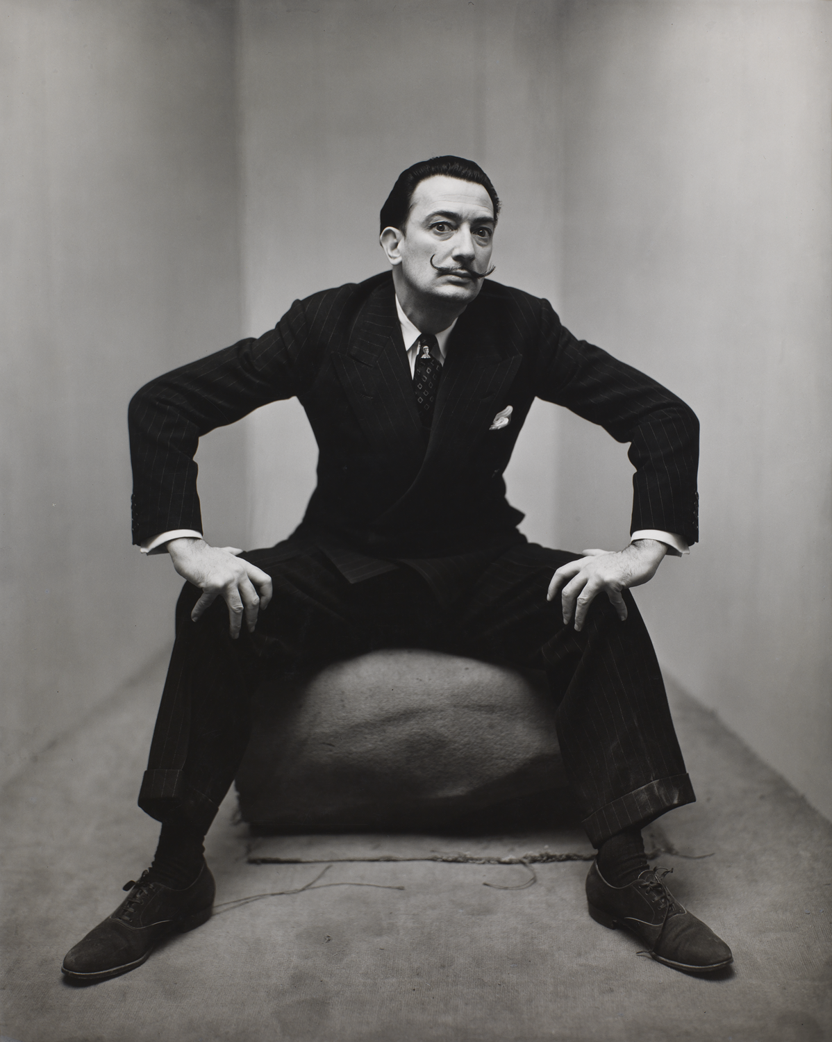 Salvador Dali, New York, 1947, by Irving Penn, Smithsonian American Art Museum, Gift of the artist. Copyright © The Irving Penn Foundation.