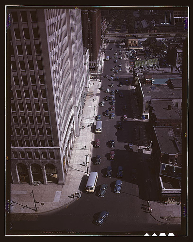 Traffic at 5:30 on Second Avenue, Detroit, Mich., by Arthur Siegel, 1942 July, Library of Congress, 