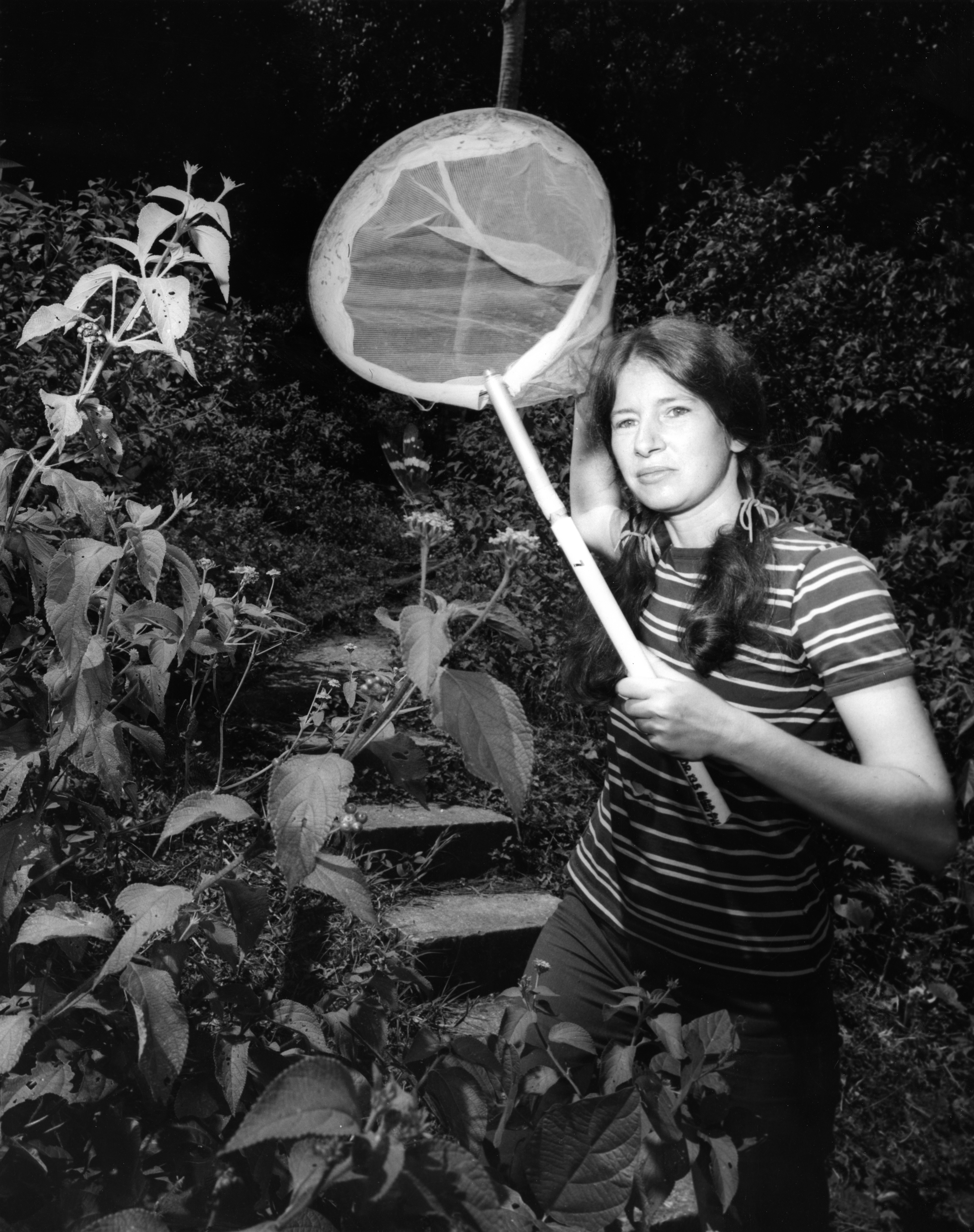 Dr. Elizabeth Harmon Uncovers the Histories of Smithsonian Women in Science