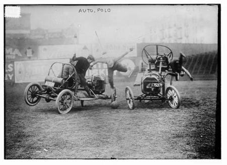 Auto polo (LOC), by Bain News Service, between ca. 1910 and ca. 1915.