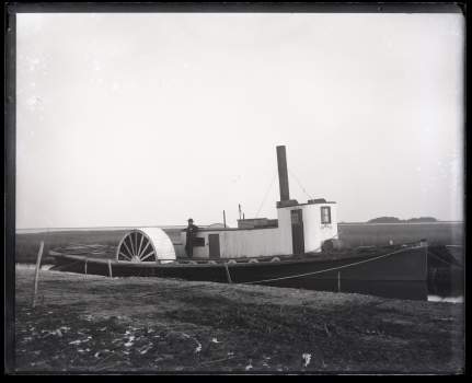 Sidewheel Paddle Steamer "Camille"