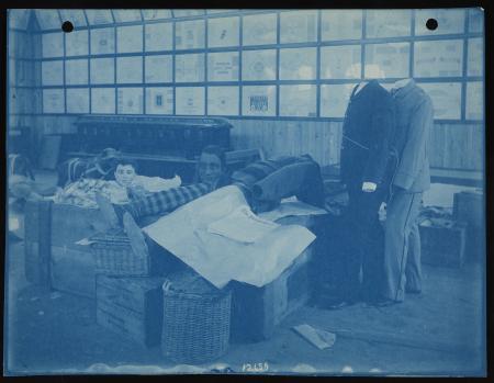 Cyanotype, disassembled mannequins in Post Office Department exhibit at Cotton States Exposition, At
